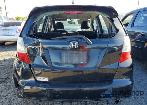 2010 Honda Fit Sport из США, поврежденный, VIN JHMGE8H46AC026039